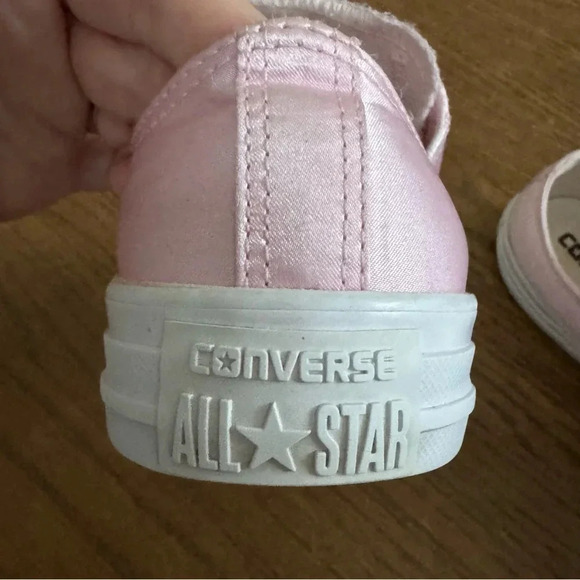 Converse Chuck Taylor All Star Ox Women's ShoesSatin Arctic Pink/White size 7 - Picture 11 of 15